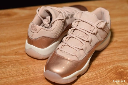 Hyperoad RETRO ROSE - LOW (W) GOLD 11 JORDAN 0826
